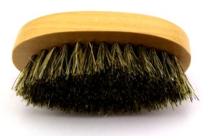 Brosse à barbe ovale en poils de sanglier